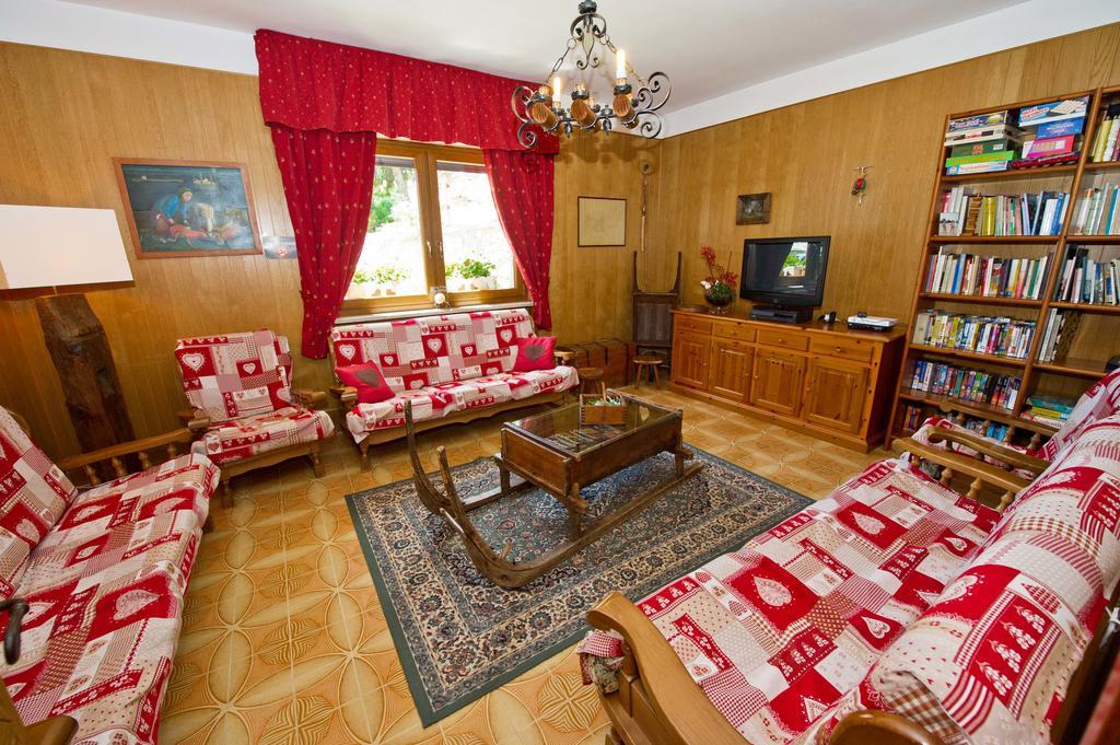 Albergo Valentino Bionaz Exterior photo
